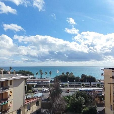Appartamento Casa Souvenir Loano Esterno foto